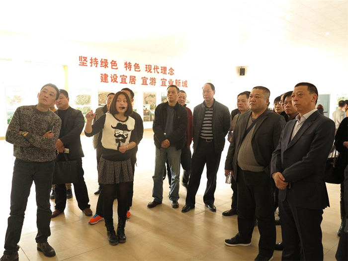 乌鲁木齐南平商会组团考察武夷新区