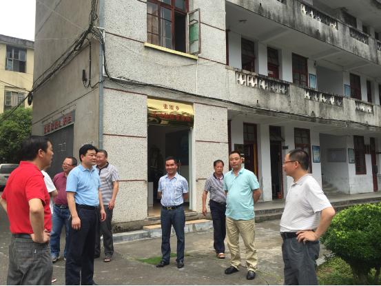 上海邵武商会深入结对帮扶贫困村开展精准扶贫调研