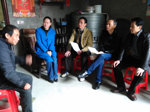 脱贫攻坚抓落实