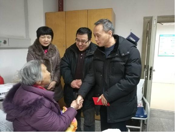 省联副主席陈飚到我市慰问老工商业者