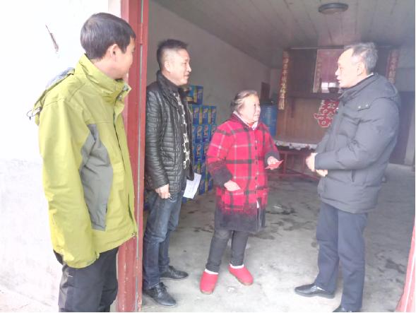 黄雄杰书记率队走访慰问互动联动村